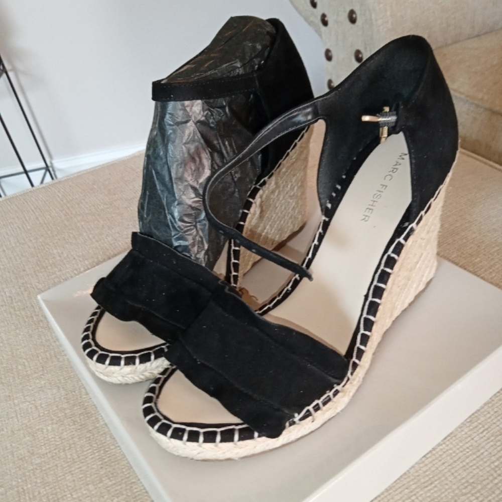 Marc fisher wedges